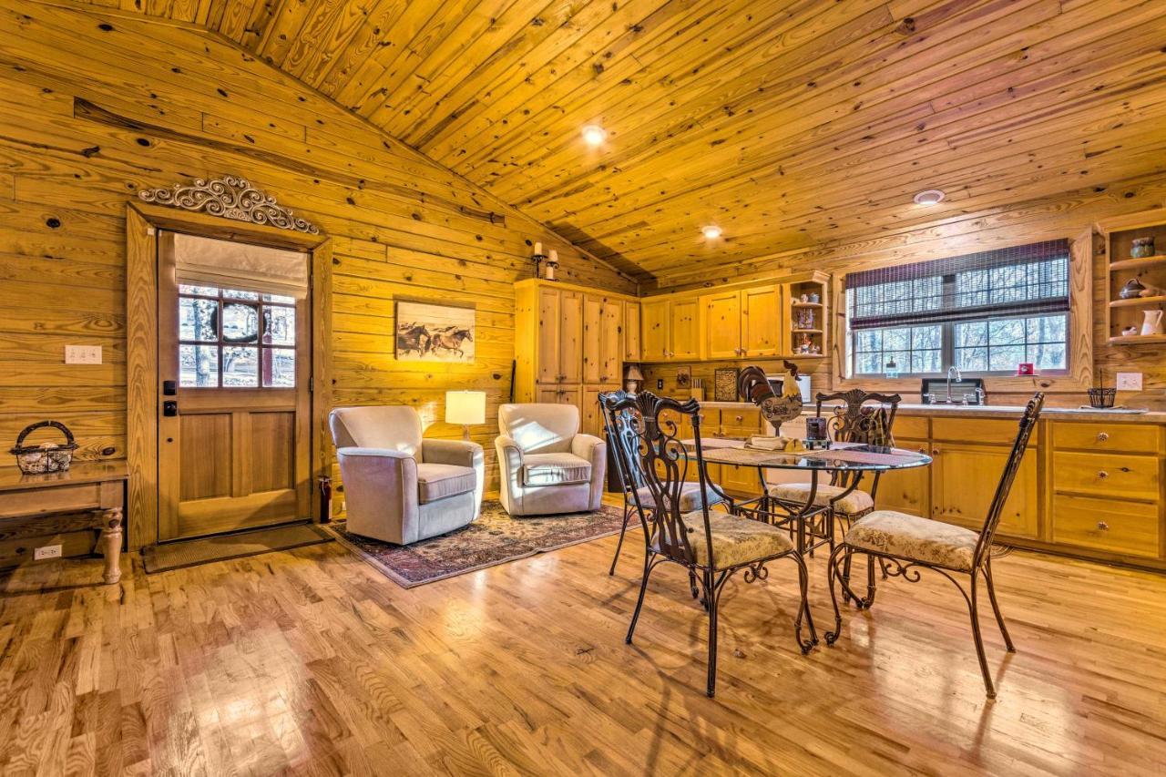 Pet-Friendly Cabot Cabin With Fenced Yard! Екстер'єр фото