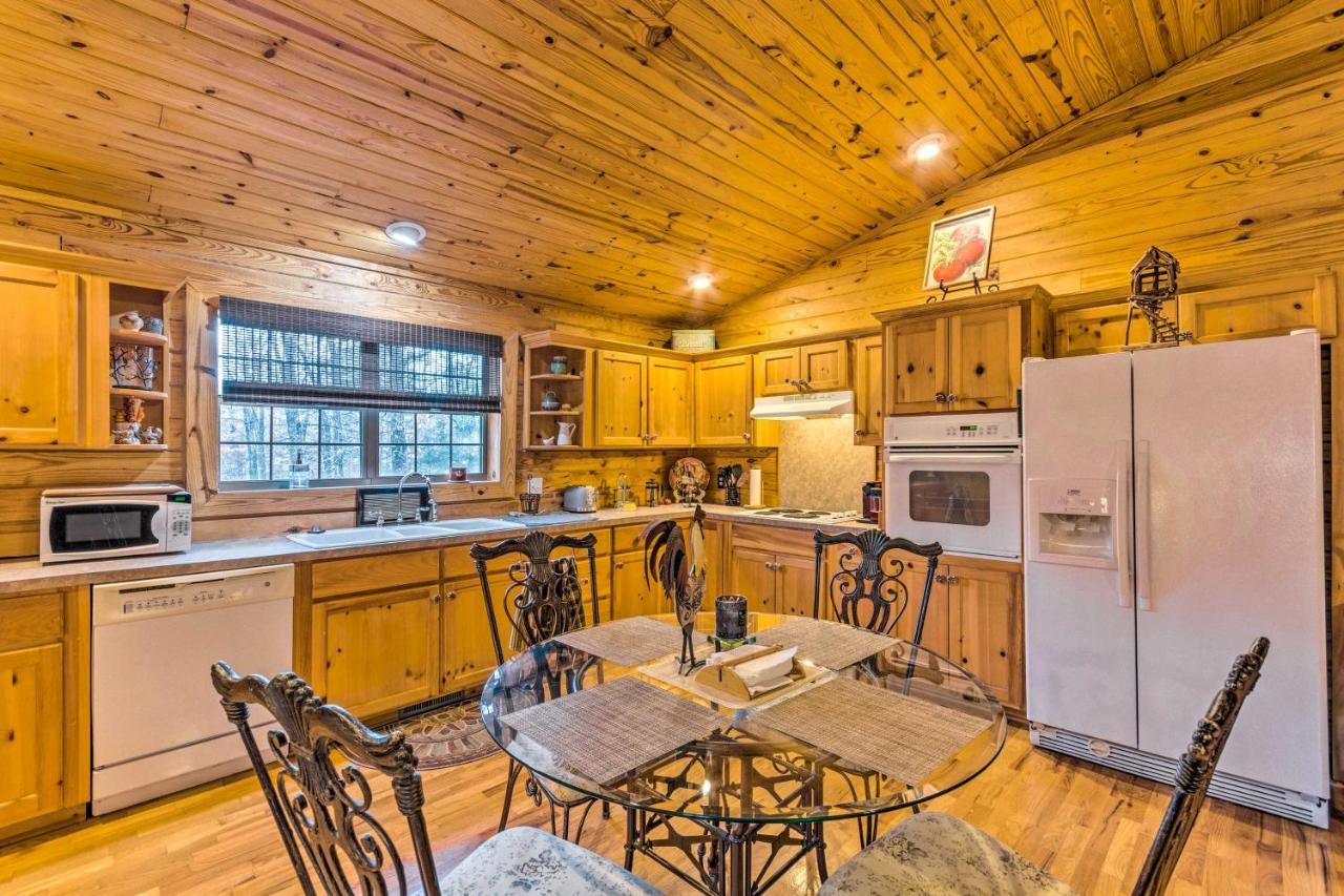 Pet-Friendly Cabot Cabin With Fenced Yard! Екстер'єр фото